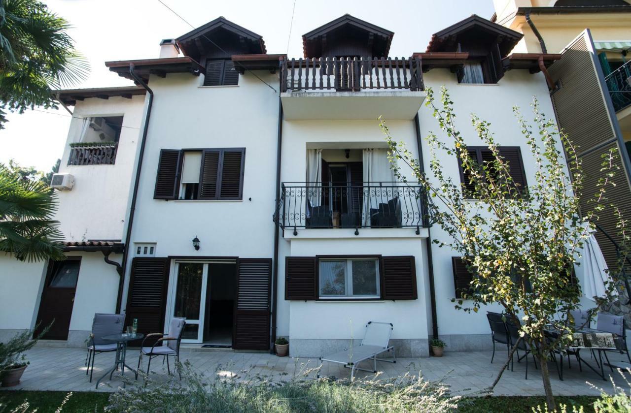 Apartment Tasha'S Home Opatija Bagian luar foto